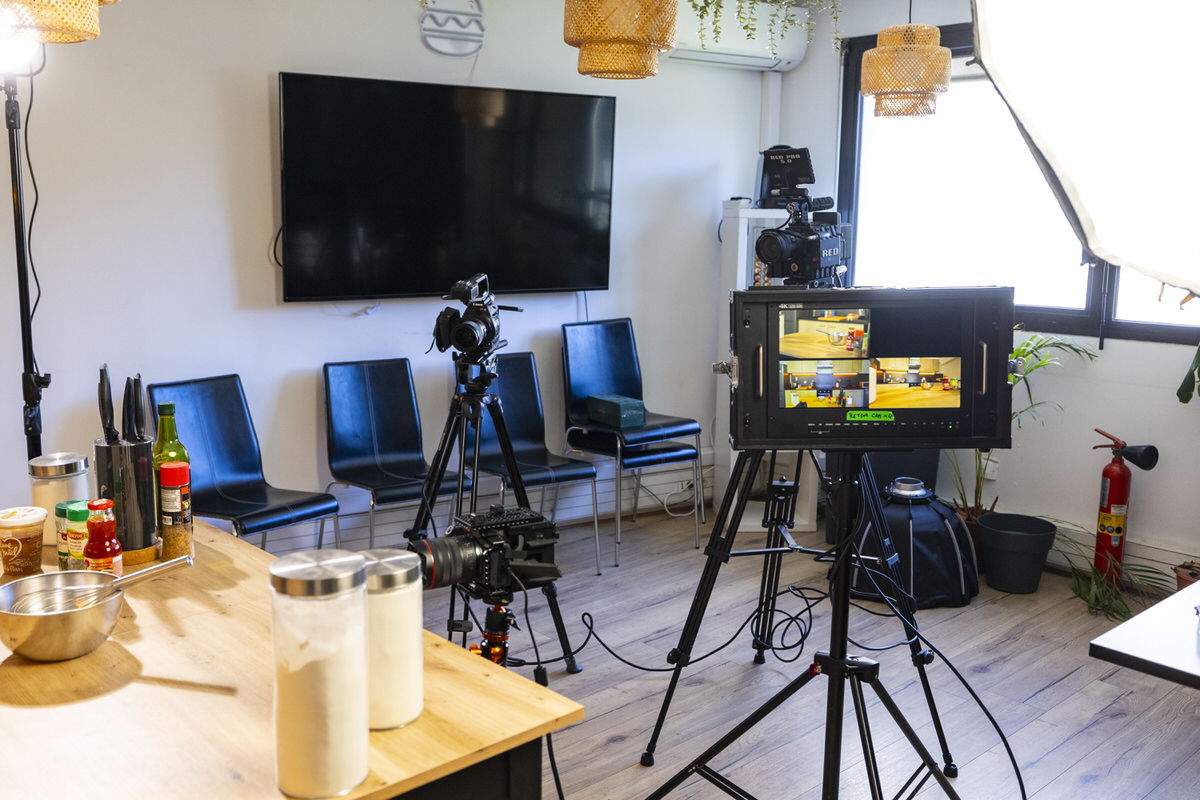 Studio Cuisine Setup
